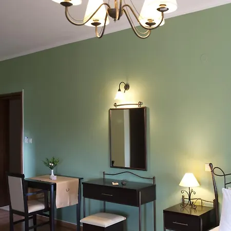Agnanti Unique Hospitality 3*