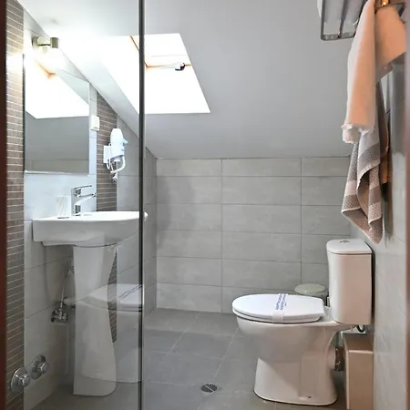 Agnanti Unique Hospitality 3*