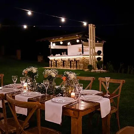 Agnanti Unique Hospitality 3* كاستوريا